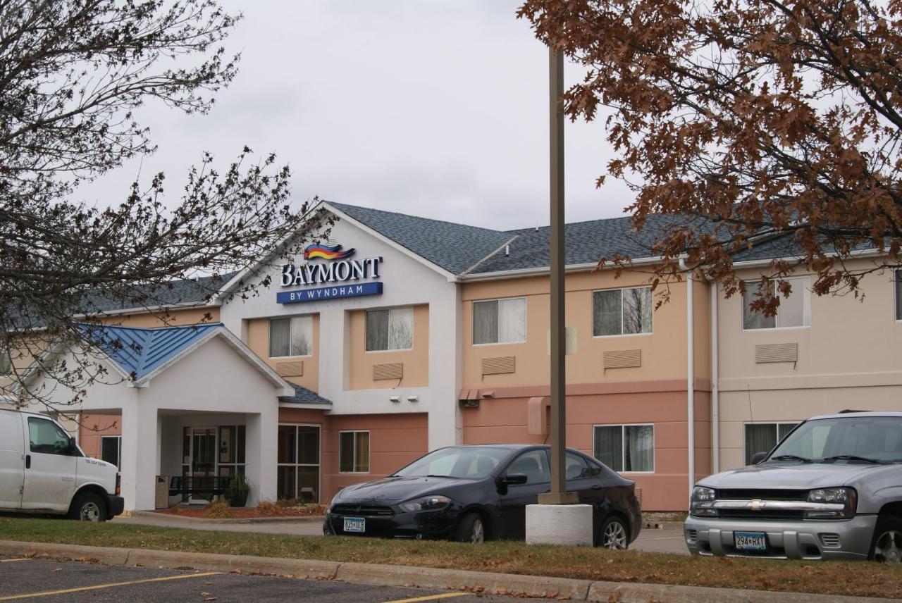 Baymont By Wyndham Coon Rapids Hotel Eksteriør billede